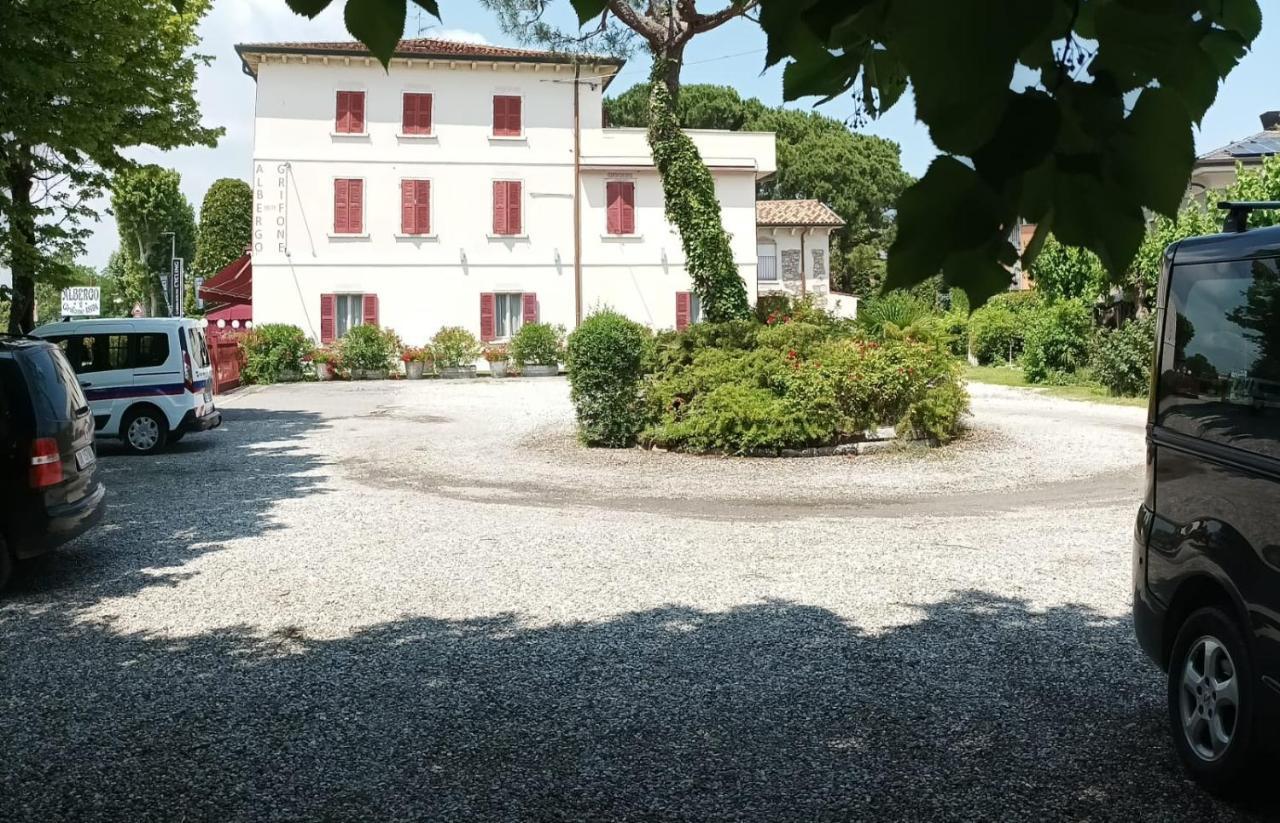 Albergo Grifone 1891 Peschiera del Garda Exterior foto